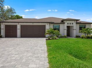 322 SW 29th St, Cape Coral, FL 33914