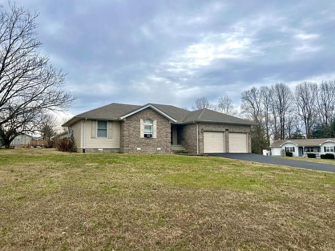 1st image of 163 Meadow Brooke Dr