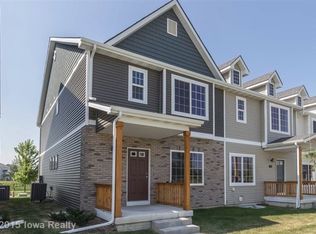 16 SE Booth Ave, Waukee, IA 50263