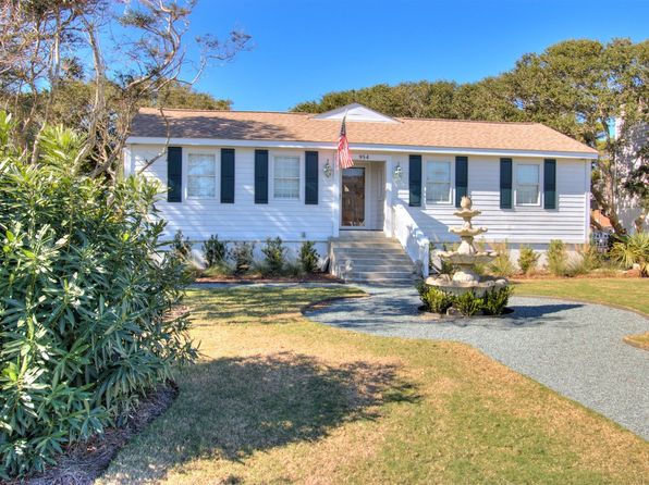 954 Fort Fisher Blvd S