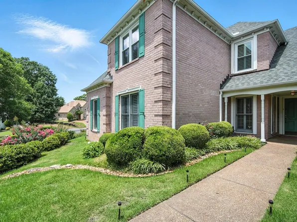 1268 Winter Springs Ln, Cordova, TN 38016