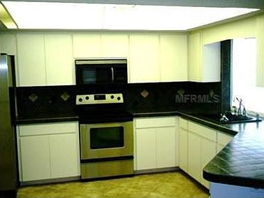 3rd image of 5012 Southern Pine Cir