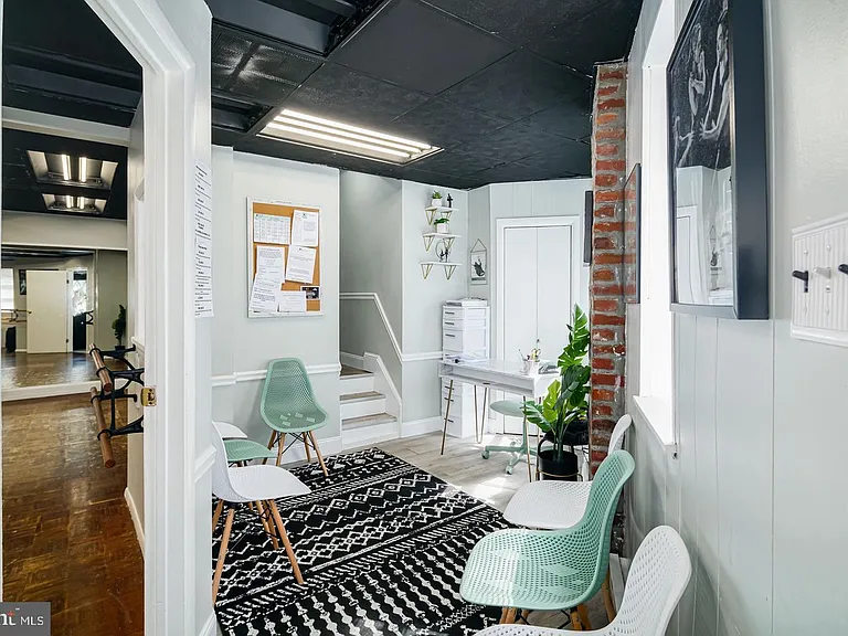1309 W Moyamensing Ave — Photo 7