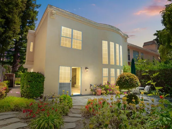 1205 Cuernavaca Circulo, Mountain View, CA 94040