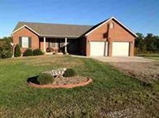 320 Courtney Dr, Altenburg, MO 63732