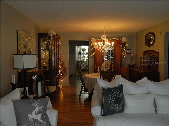 4th image of 5720 13th Ave N APT 303B