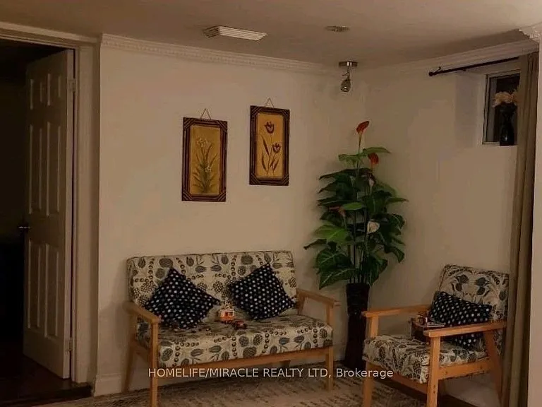 1382 Warden Ave #BASEMENT — Photo 14
