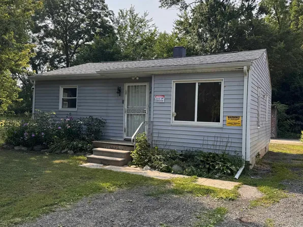 1241 Knickerbocker Ave, Flint, MI 48505