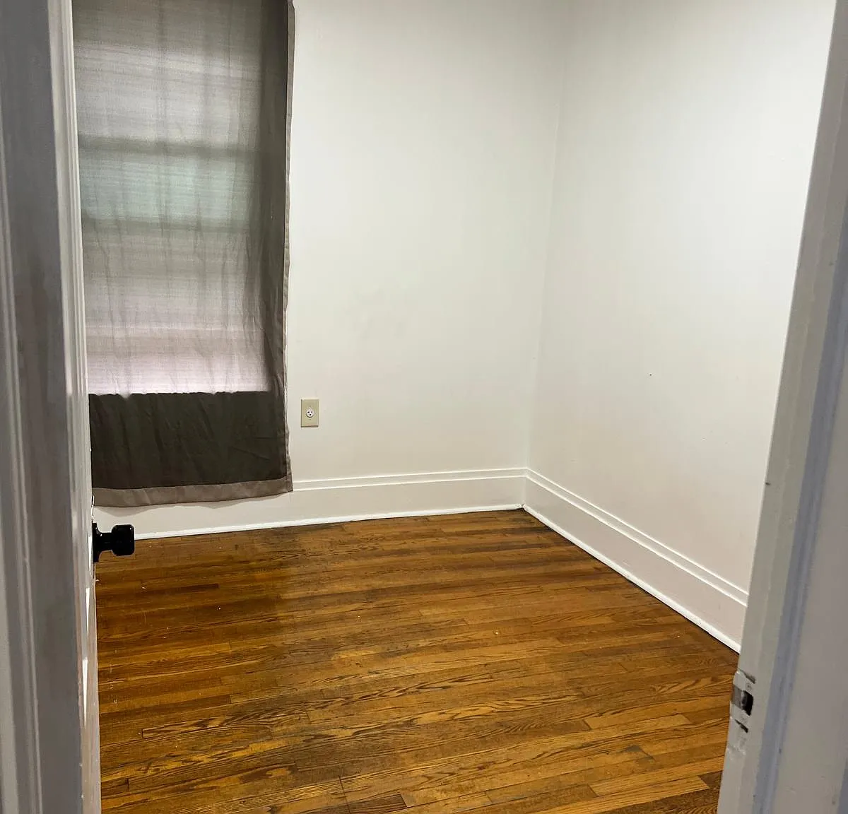 3 bed, $1,250 — Photo 3