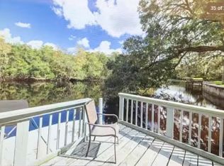 12137 Riverhills Dr, Tampa, FL 33617