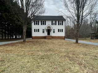 3060 Link Rd #B, Lynchburg, VA 24503