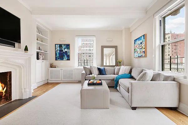 Sold by Compass | media 26