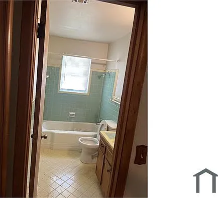 1429 N Libby Ave — Photo 6