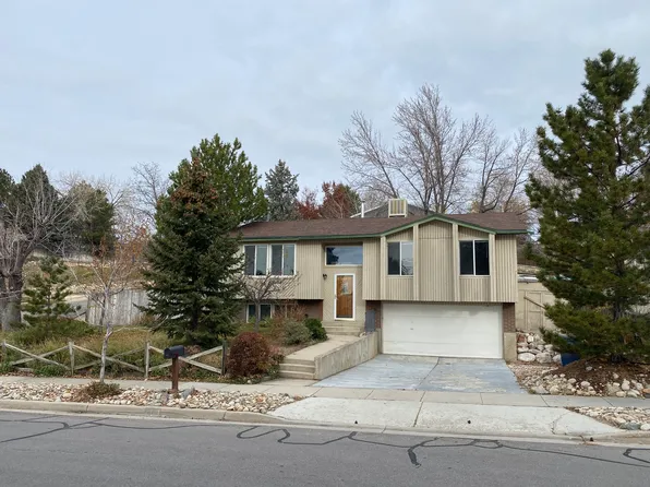 2333 E Cliff Swallow Dr, Sandy, UT 84093