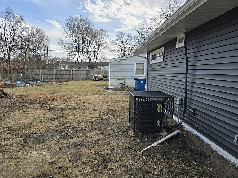 2257 Clark Rd — Photo 21
