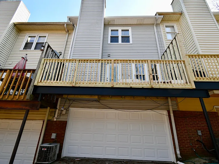 202 Hembree Park Ter — Photo 26