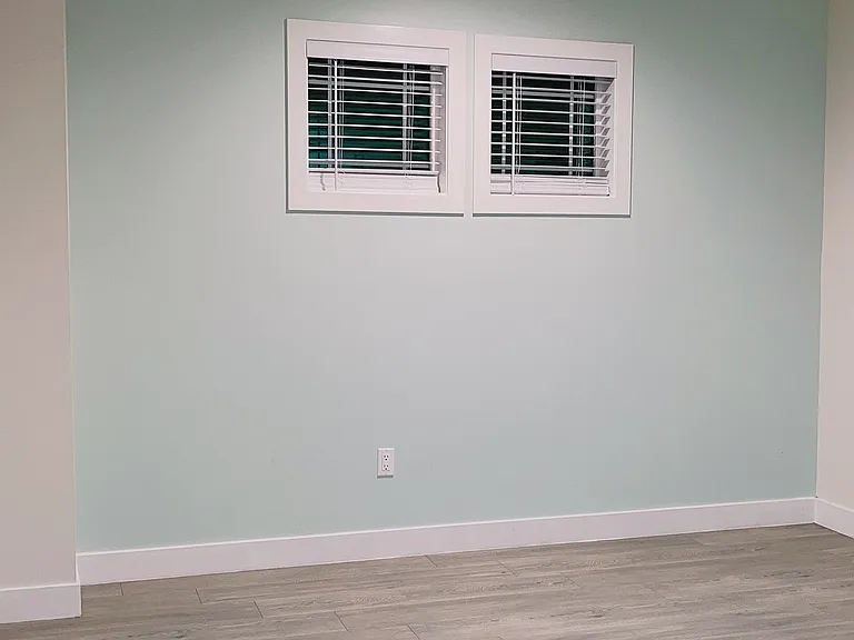 716 Gladys Ave — Photo 6