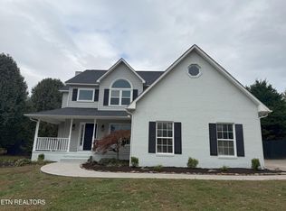 3065 Hirst Cir, Lenoir City, TN 37772