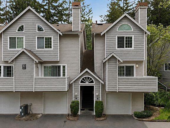 2nd image of 601 12th Avenue NW #D4