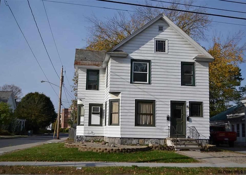 1st image of 88 Bay St