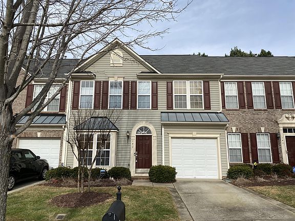 2nd image of 142 S Arcadian Way #1