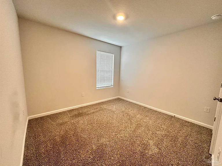 6081 Secretariat Way — Photo 16