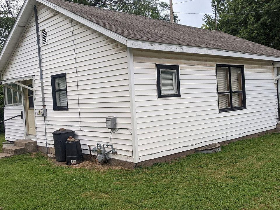 1st image of 506 E Lindell St