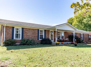 281 Meadowbrook Ct, Shepherdsville, KY 40165