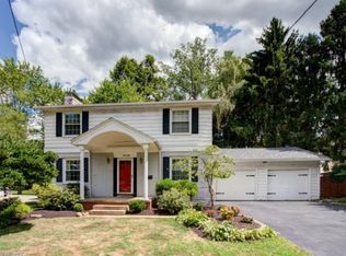 1538 Shanabrook Dr, Akron, OH 44313