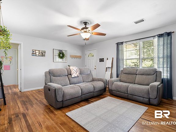 4th image of 2851 Pinetucky Rd