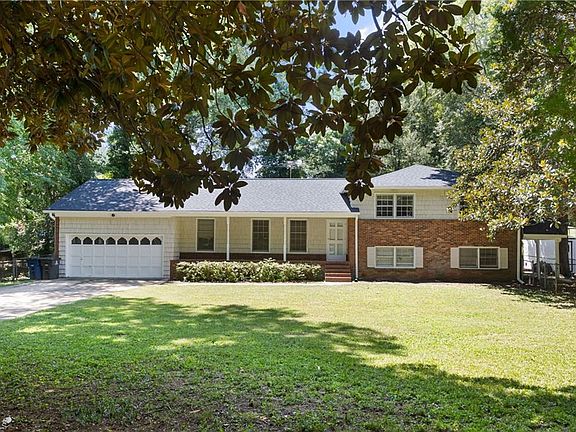 2nd image of 430 Flyntvalley Dr