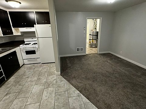 Kitchen & Living Space