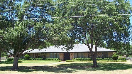 1st image of 1023 Green Valley Ln