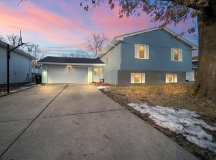 218 Belview Ave, Normal, IL 61761