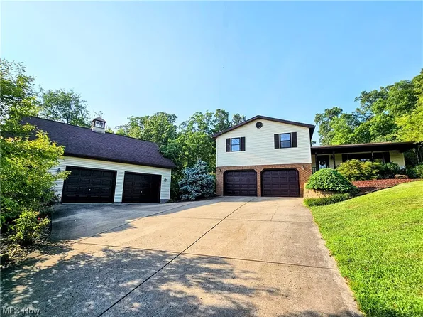 155 Timberline Dr, Vincent, OH 45784