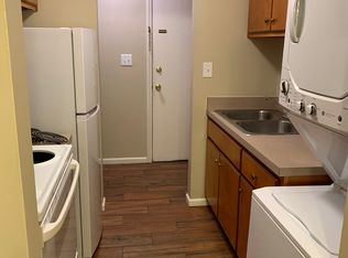 100 Cathedral Mnr, Bardstown, KY 40004