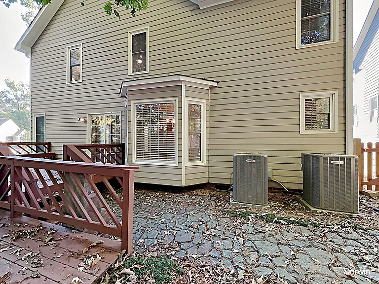 9210 Pebble Creek Way — Photo 22