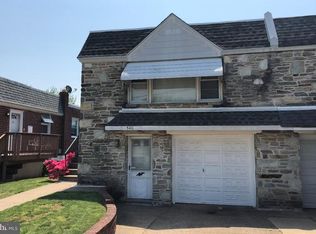 540 Domino Ln, Philadelphia, PA 19128