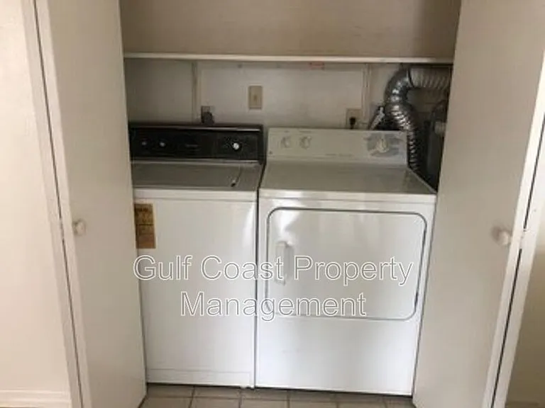 2125 Pueblo Cir #V-7 — Photo 20
