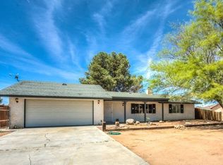 15570 Ramona Ave, Apple Valley, CA 92307