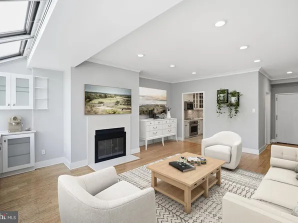 1140 23rd St NW APT 1005, Washington, DC 20037