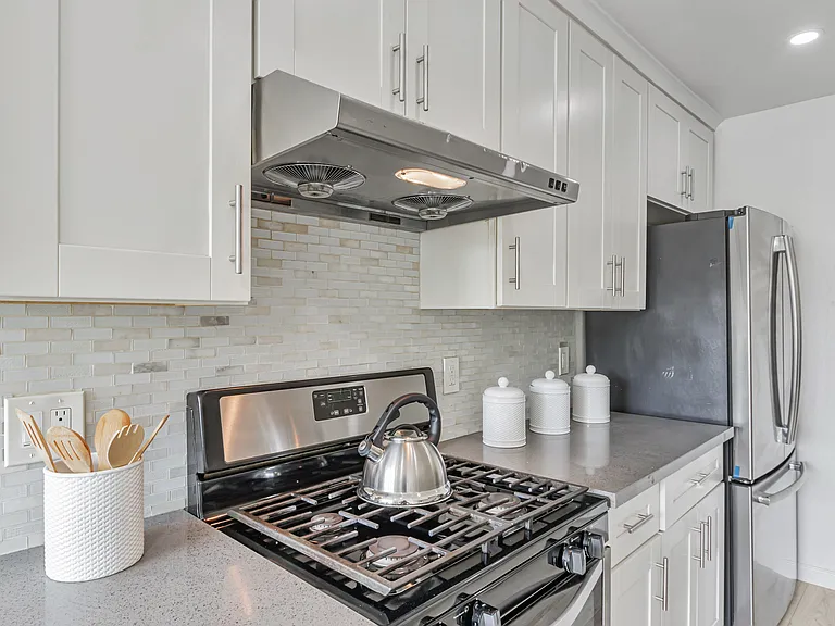 295 Rio Verde Pl #4 — Photo 9