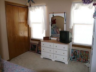 5th image of 21521 W 51st St