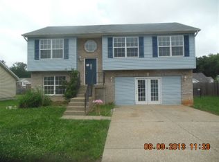 281 Clover Cove Dr, Shepherdsvlle, KY 40165