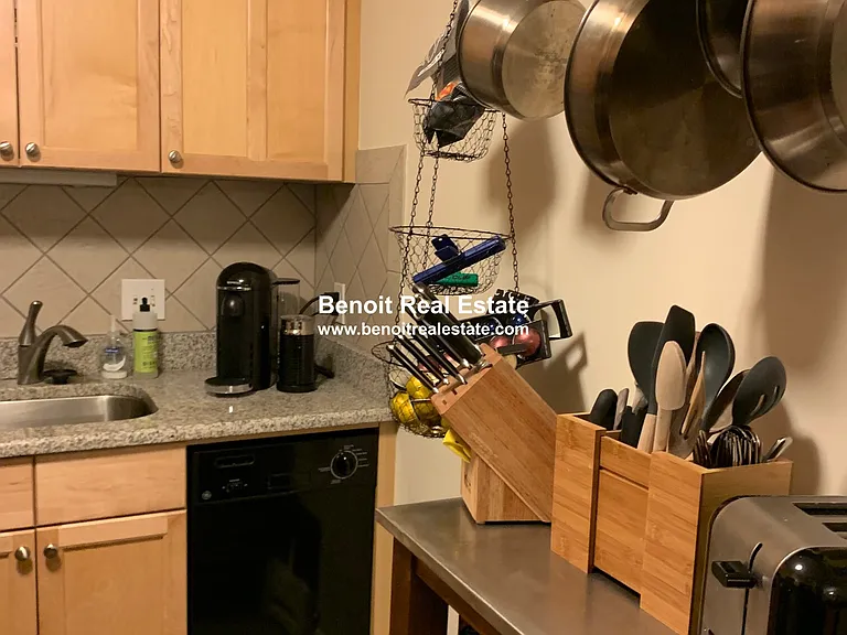 2456 Massachusetts Ave #302 — Photo 28
