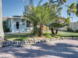 2101 Avenue B, Bradenton Beach, FL 34217
