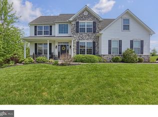 956 Baywood Ave, Wernersville, PA 19565