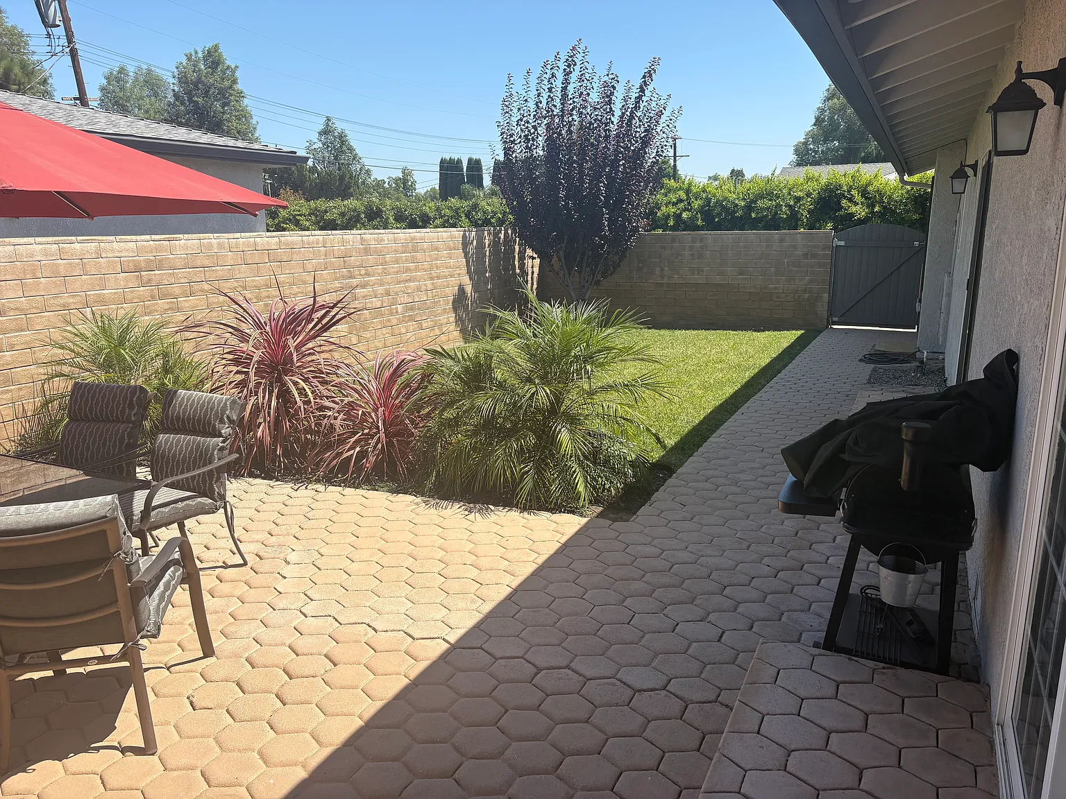 4 bed, 1959 sqft, $4,850 — Photo 4