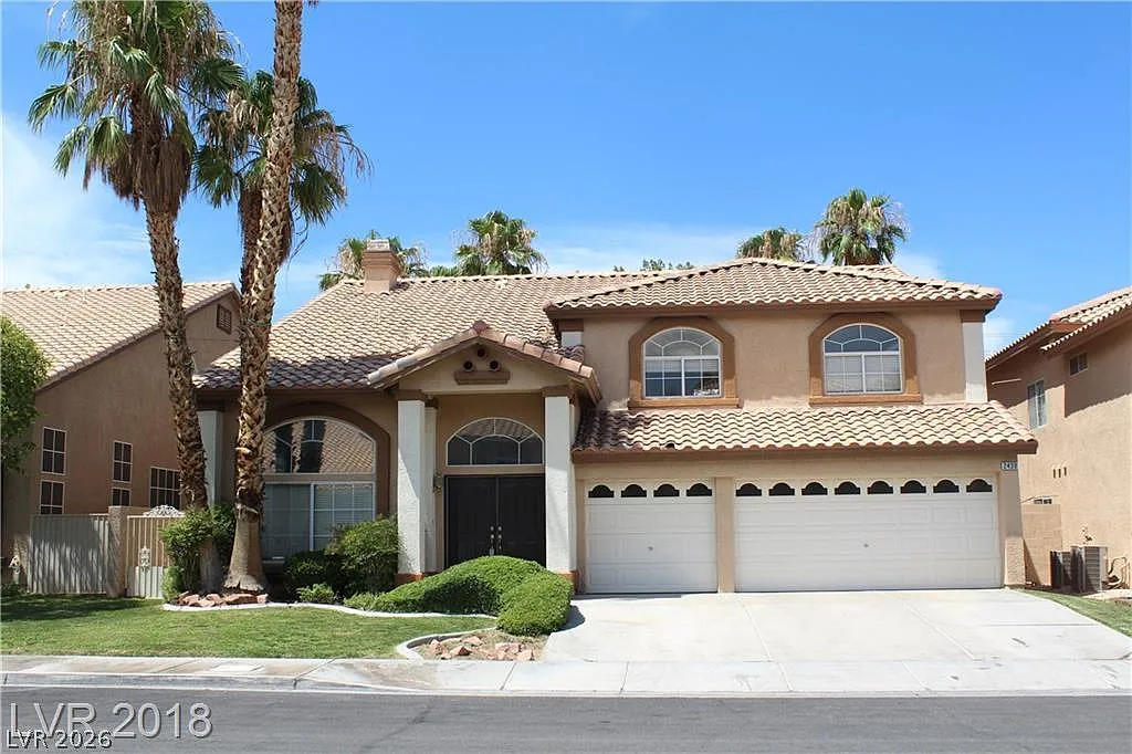 5 bed, 3.0 bath, 3225 sqft, $3,100 — Photo 1