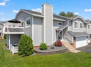 2823 Riverwood Ln NW, Rochester, MN 55901